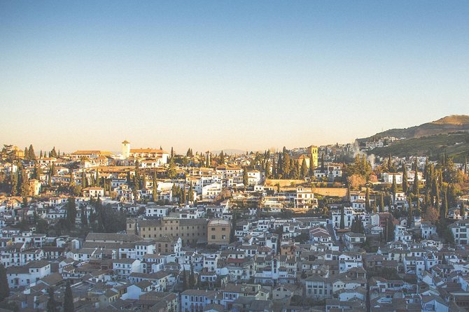 4 neighborhoods 4 cultures. Half day private tour in Granada - San Nicolas and the city’s changing viewpoints