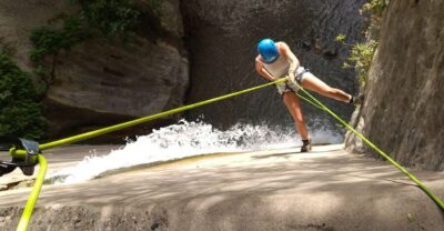 Adventure Cahorros, Monachil/ Climbing and abseiling Granada