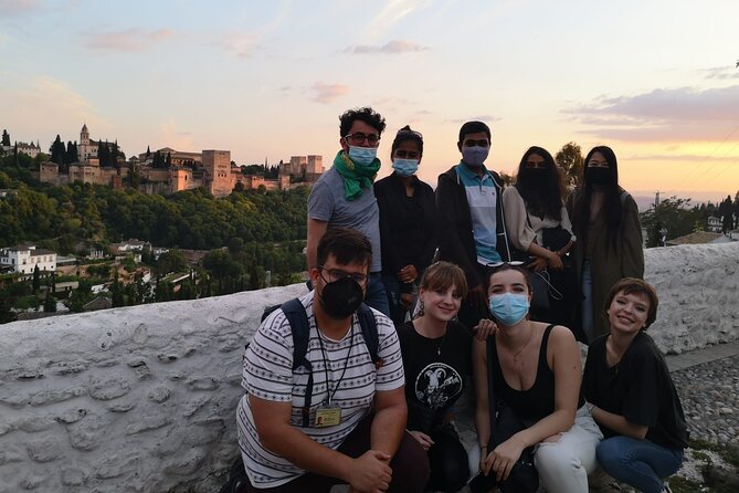 Albaicín and Sacromonte Sunset tour + Flamenco show - How the $71.04 price measures up