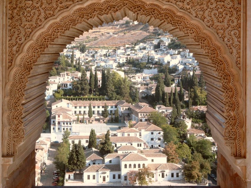 Albaicín & Sacromonte: Tour with Flamenco Show - The stories behind Granada’s older neighborhoods