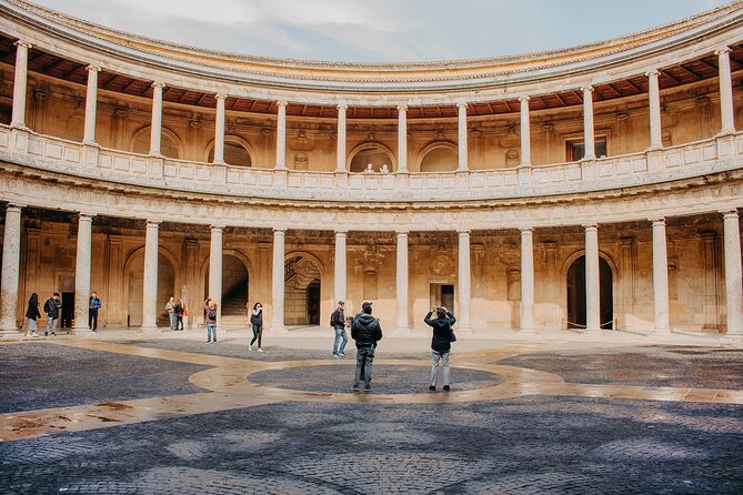 Alhambra and Generalife Skip-the-Line Ticket with Guide - Passport rules and practical comfort