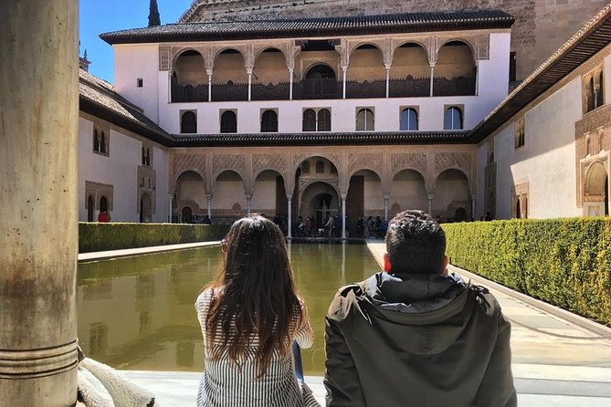 Alhambra &Charles Palace Guided Tour with Optional Nasrid Palaces - Charles V Palace brings a sharp change in style