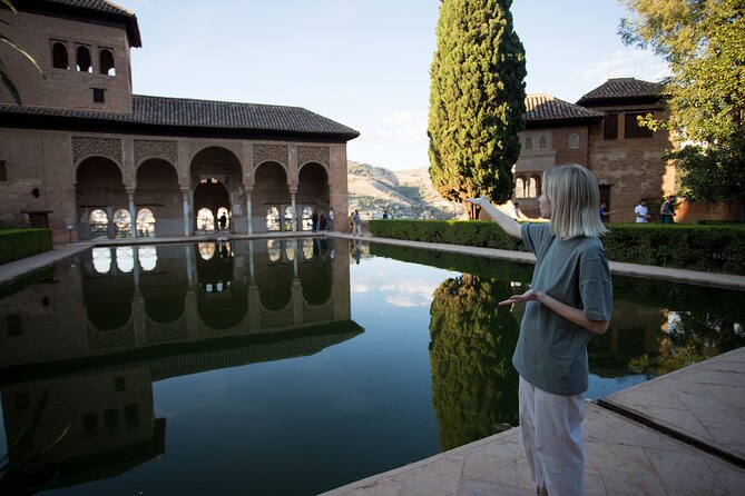 Alhambra Day or Night Private Tour - Katya’s guiding style and the personal touch