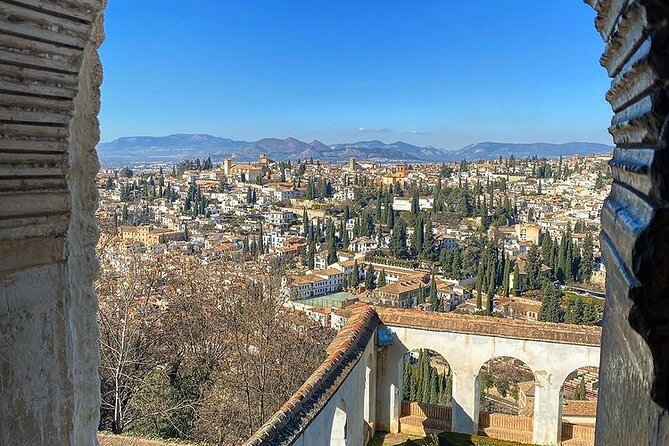 Alhambra Experience – Explore Nasrid Palaces & Generalife Gardens - Generalife Gardens: a calmer finish