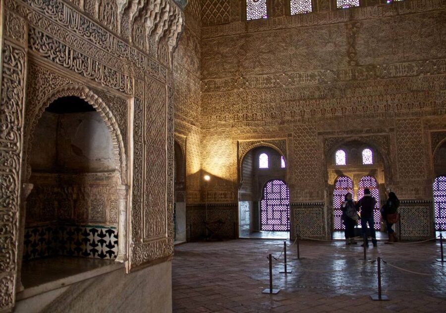 Alhambra & Generalife: Exclusive 3 hours Private Tour - Practical rules that affect your visit