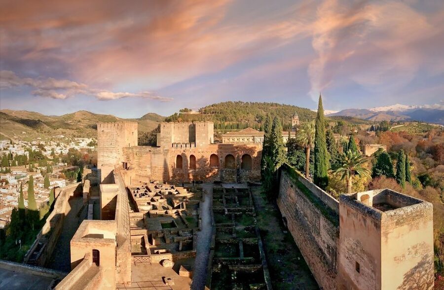 Alhambra Guided Tour with Fast-Track Entry - Alcazaba: fortress views and military purpose