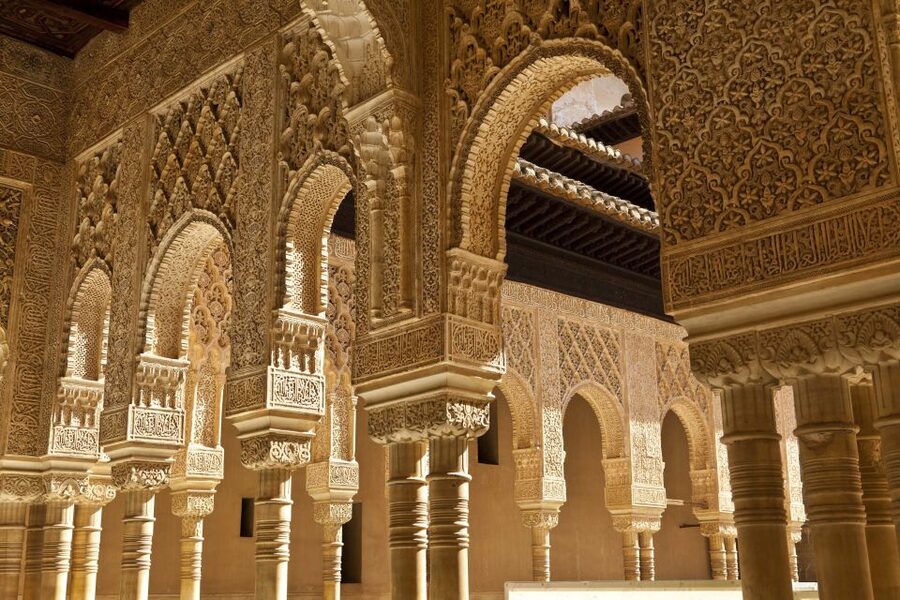 Alhambra, Nasrid Palaces, and Generalife 3-Hour Guided Tour - Generalife Gardens and views over Granada