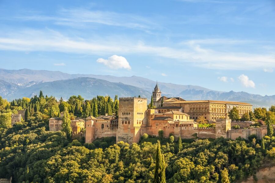 Alhambra: Tour Leyendas de la Alhambra - Charles V Palace and the Christian chapter