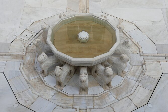 Alhambra Unique Experience: Private visit with official guide - The Nasrid Palaces: the centerpiece of the visit