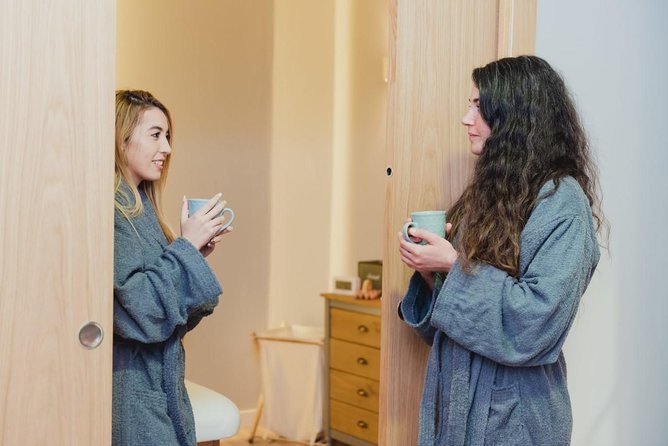 Boreal Couple Massage - The room, music, and small comforts