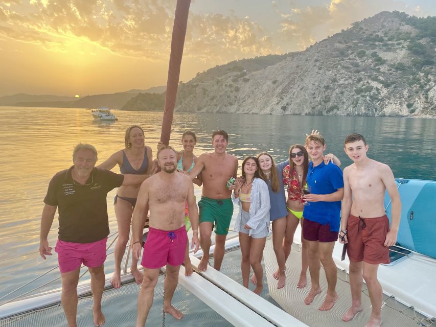 Costa Tropical: Luxury Catamaran Trip with Lunch - Searching for Dolphins on the Return