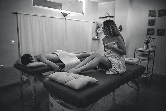 Couple Massage: 1 hour - What the room is designed to provide