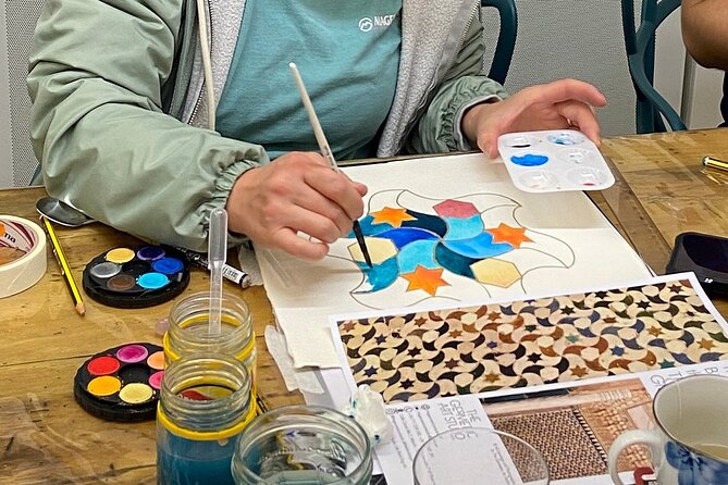 Drawing and Painting Class of Alhambra in Granada - Key Points at a Glance