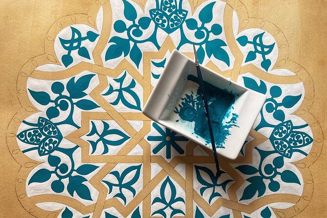 Drawing and Painting Class of Alhambra in Granada - Is $79.26 a Fair Price?