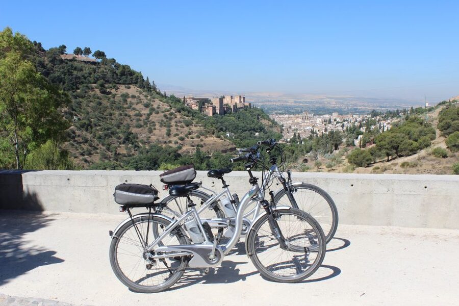 Electric Bike Tour with 2 Options to Explore Granada - The XL option covers more of the city