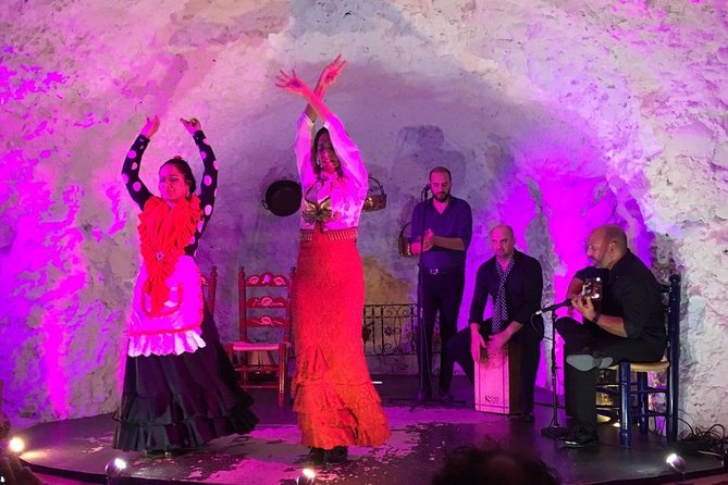 Flamenco Show in a Cave Restaurant in Granada - Key points to know before booking