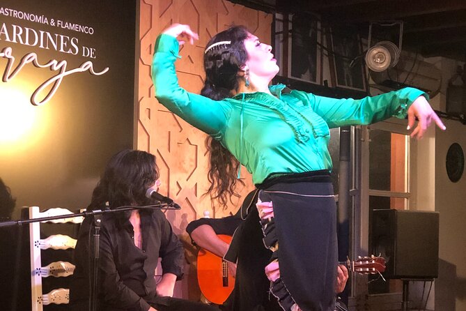 Flamenco Show Ticket at tablao Jardines de Zoraya Granada - Dinner, drinks, and the garden