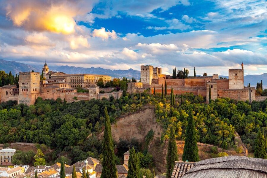 From Costa del Sol: Granada, Alhambra + Nasrid Palaces Tour - Why the Alhambra makes this long day worthwhile
