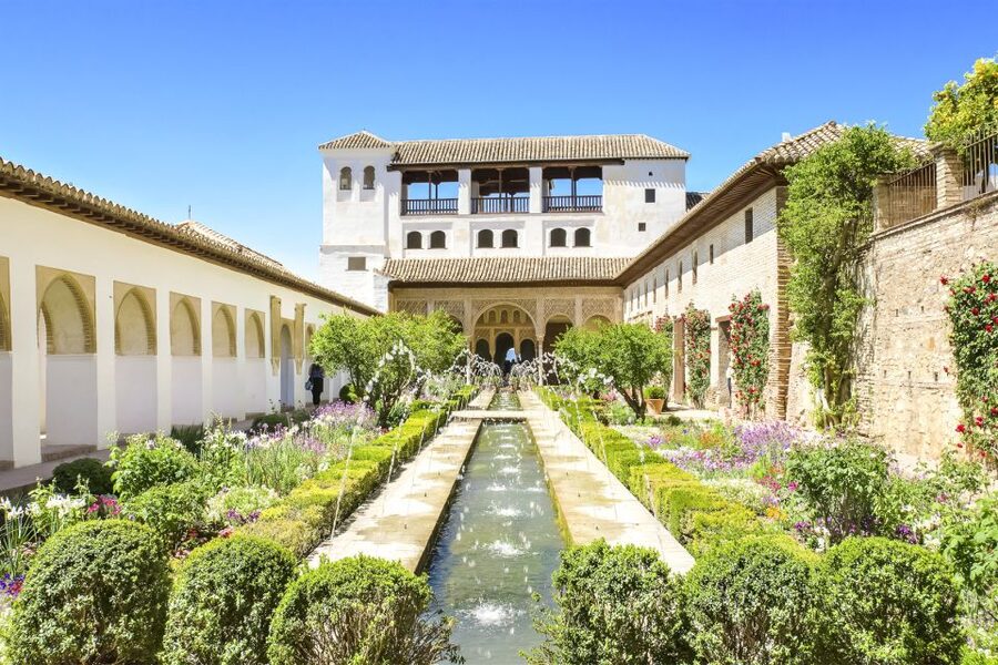 From Costa del Sol: Granada, Alhambra + Nasrid Palaces Tour - How much walking and standing should you expect?