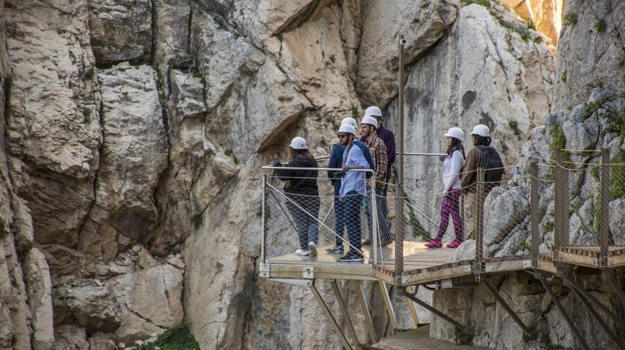 From Granada: Caminito Del Rey Day Trip - The return journey and final break