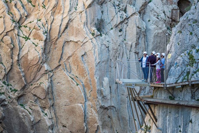 From Granada: Caminito del Rey Guided Tour & Guaranteed Tickets - The 30-minute walk to the North Access
