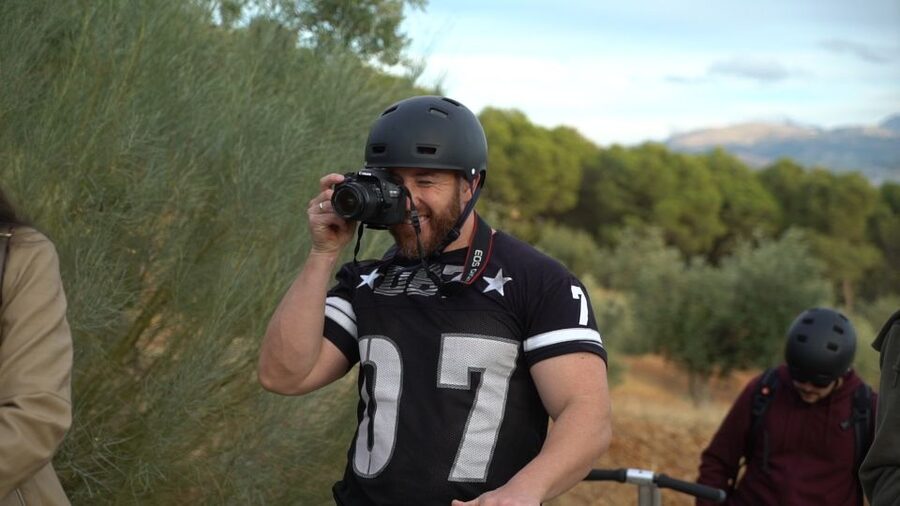 Granada: 1-Hour Panoramic Segway Tour - Through the medieval Moorish lanes