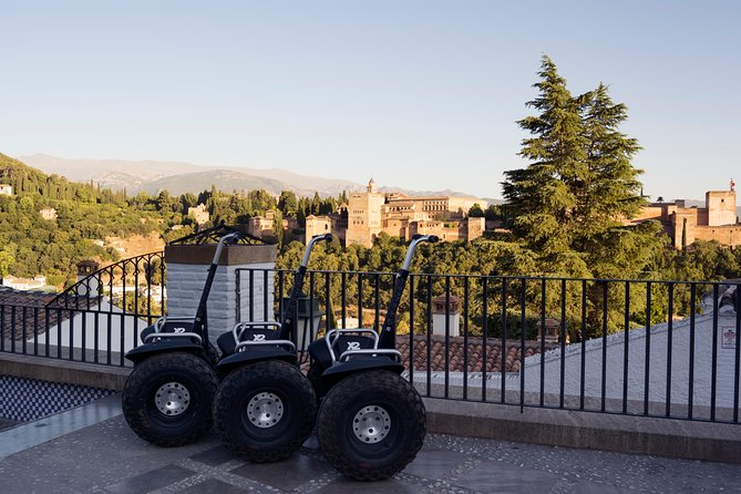 Granada: 3-hour Historical Tour by Segway - Group size and guide quality