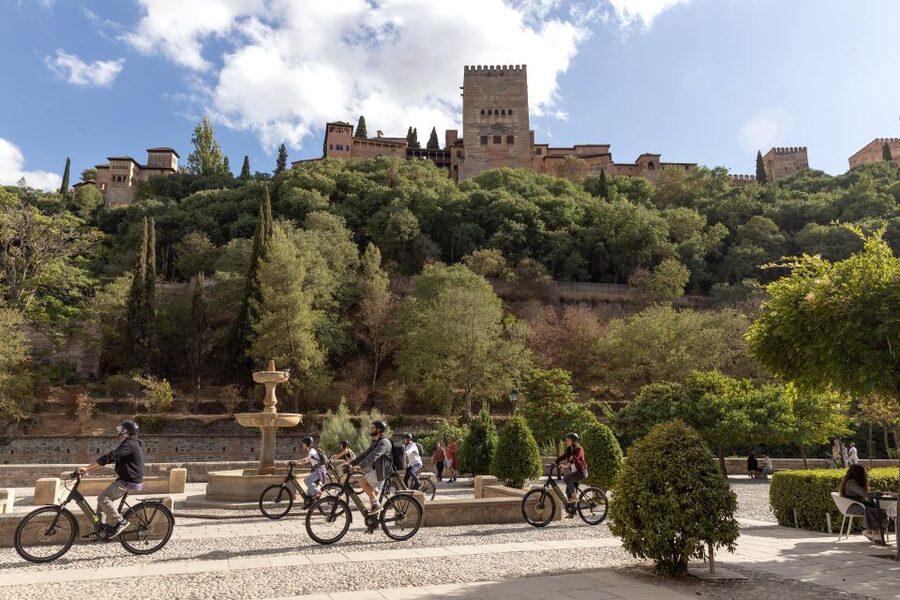 Granada: Albaicin and Sacromonte E-Bike Tour - Key points to know before you book