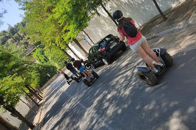 Granada: Albaicin and Sacromonte Segway Tour - Mirador de San Nicolás and the photo stop