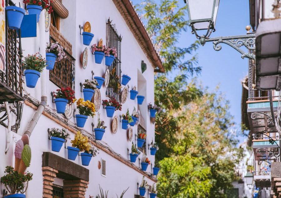 Granada: Albaicín and Sacromonte Walking Tour - Cuesta del Chapiz and the descent