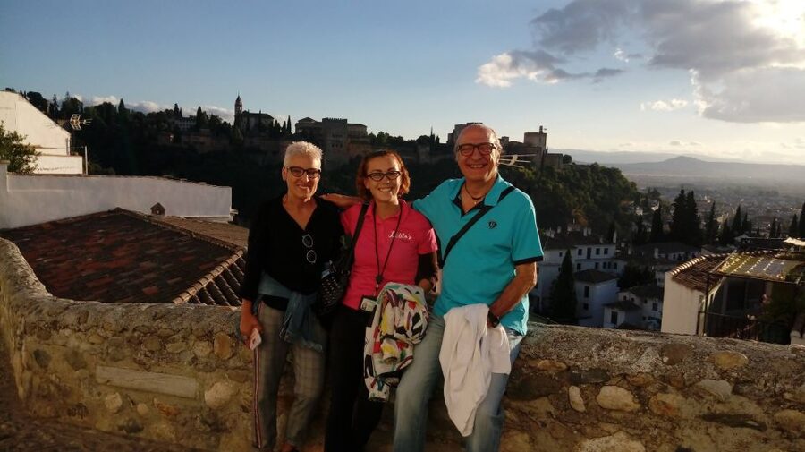 Granada: Albaicín, Sacromonte & Museum of Caves Walking Tour - San Nicolás and the classic Alhambra view