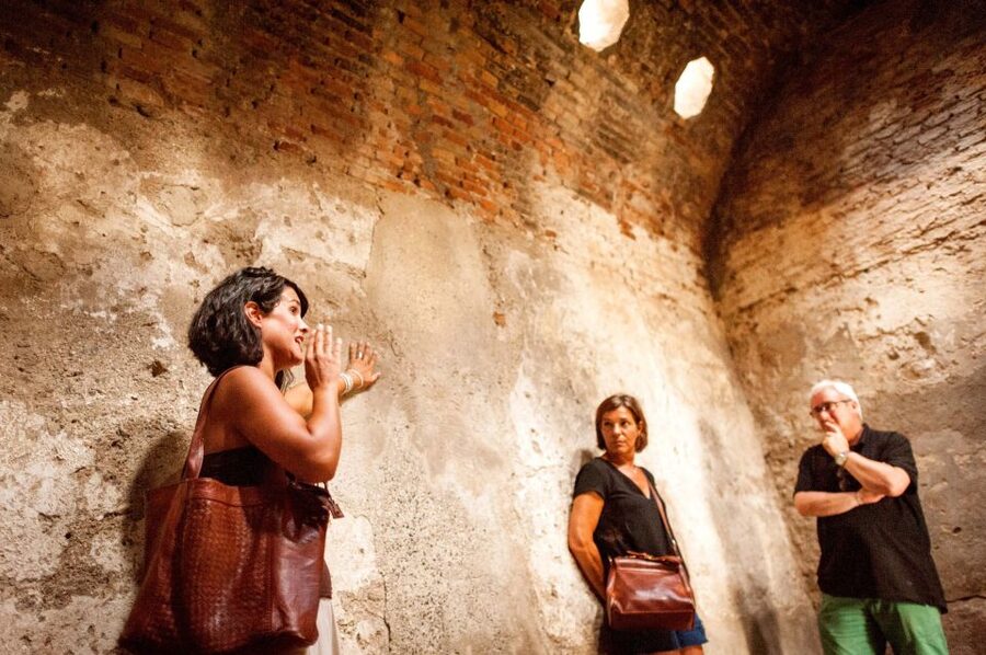 Granada: Albayzin and Sacromonte Walking Tour - Flamenco roots and Andalusian culture