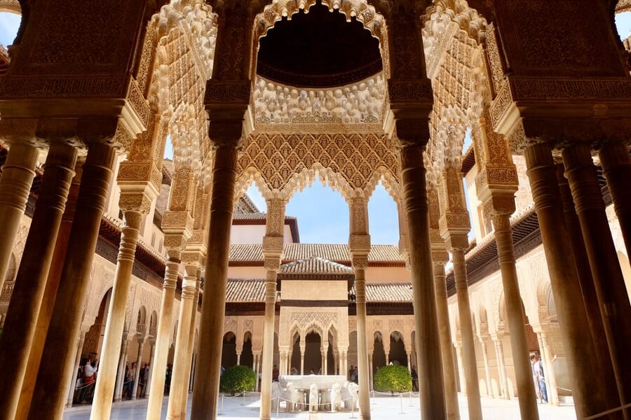 Granada: Alhambra and Nasrid Palaces Private Guide Tour - Key points to know before booking