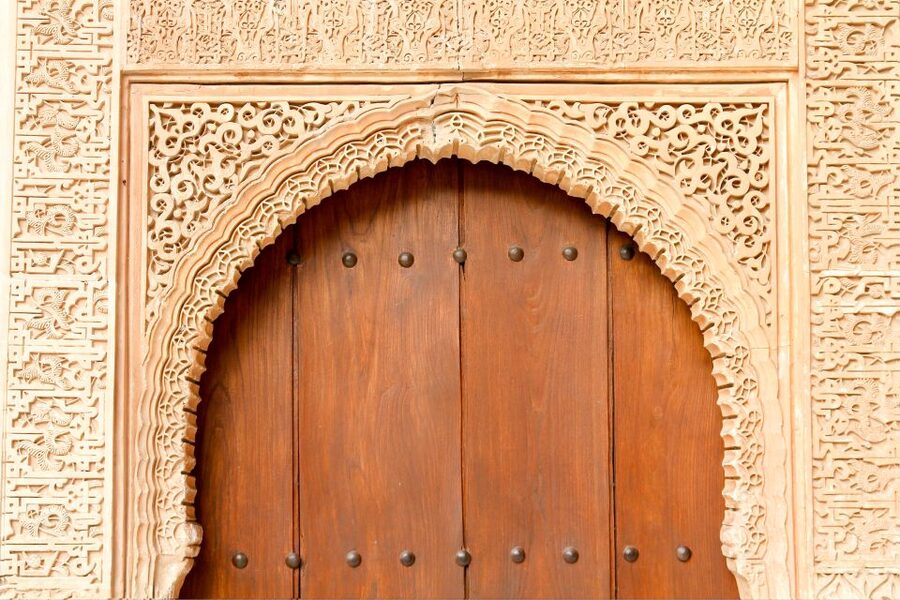 Granada: Alhambra and Nasrid Palaces Private Tour - The Nasrid Palaces and Comares Palace