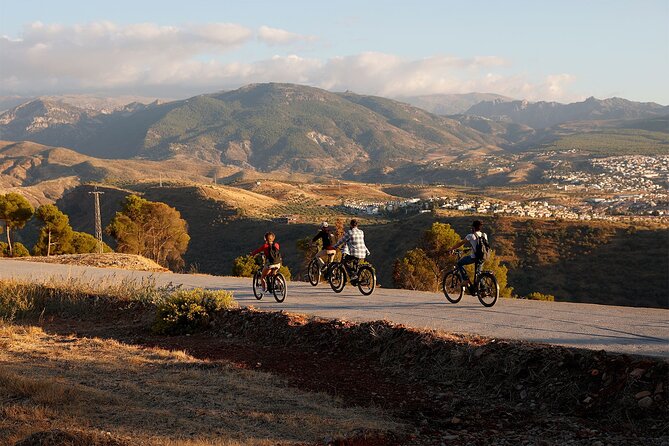 Granada: Alhambra and Sierra Nevada Sunset Views by E-Bike - Albaicín from a quieter angle