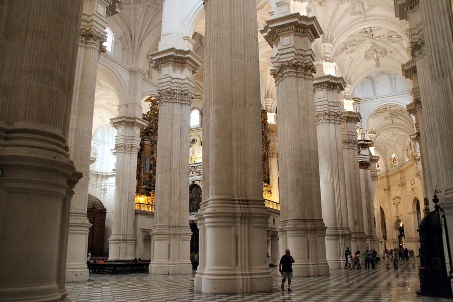 Granada: Alhambra, Cathedral & Royal Chapel Tour w/ Tickets - The Alhambra and Generalife in the afternoon