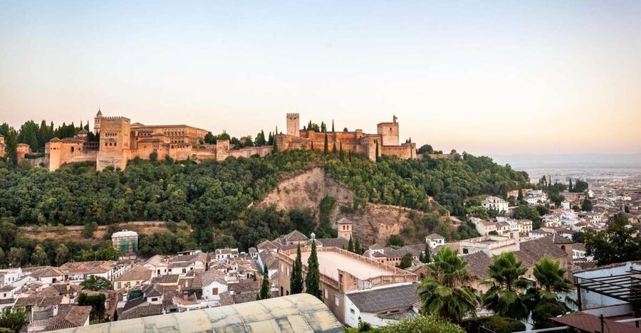 Granada: Alhambra Complex Guided Tour Options - Choosing between the three tour formats