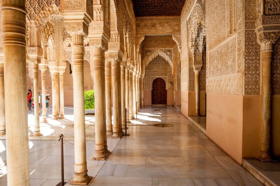 Granada: Alhambra Entry Ticket with Audio Guide - Who should book this experience?