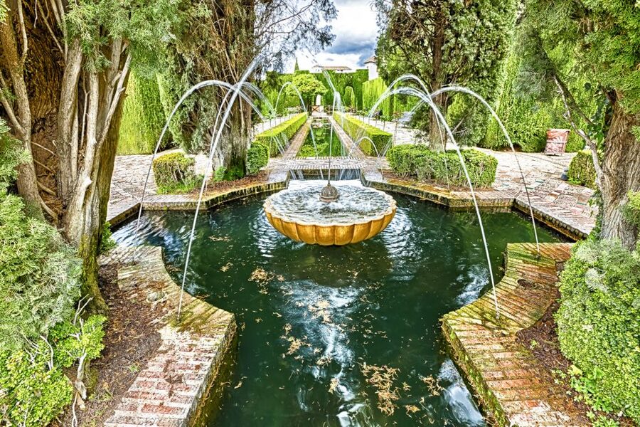 Granada: Alhambra Guided Tour and Arabian Bath and Massage - The Alhambra: four layers of Granada’s story