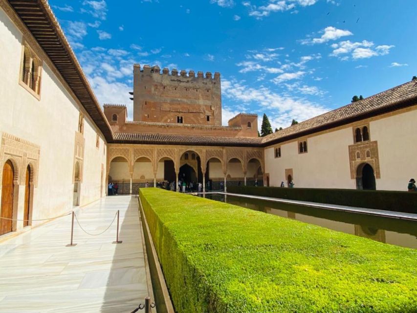 Granada: Alhambra Guided Tour with Nasrid Palaces - Why this Alhambra tour works