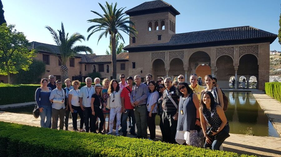 Granada: Alhambra, Nasrid Palaces, & Generalife Guided Tour - Why a guided Alhambra visit earns its place