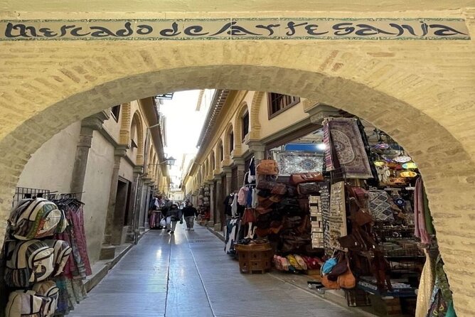 Granada Alhambra Private Tour from Motril Puerto - Should you book the Granada Alhambra private tour from Motril?