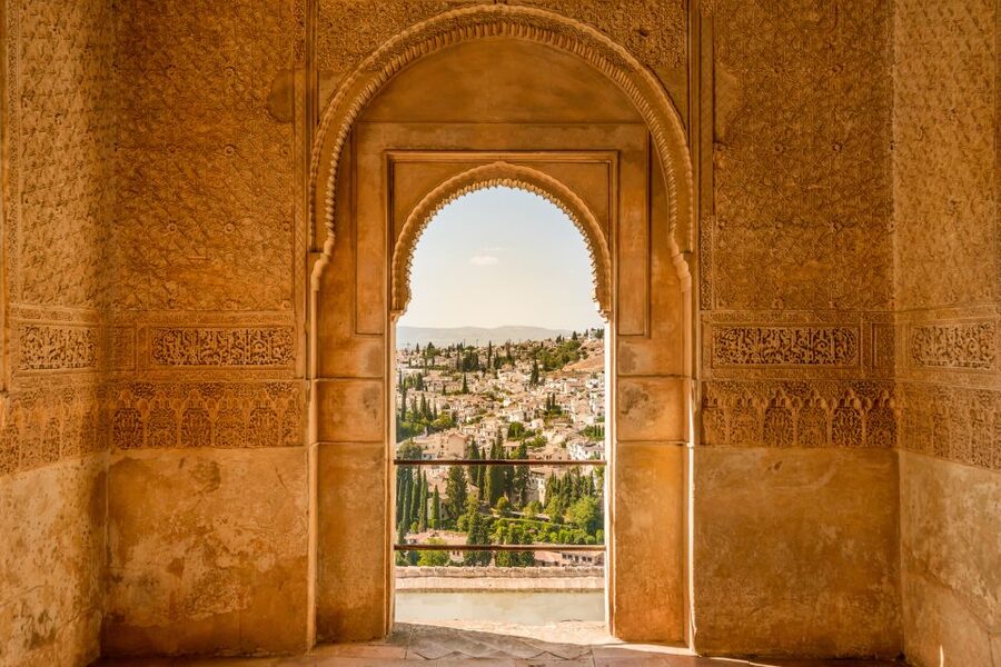 Granada: Alhambra Ticket and Guided Tour with Nasrid Palaces - The Medina, where the palace city worked