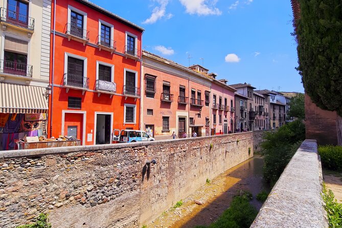 Granada: Alhambra tickets and other attractions - Albayzin: Granada’s old hillside quarter