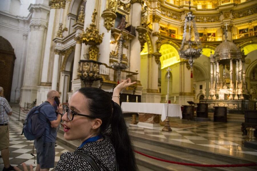 Granada: Cathedral Guided Walking Tour - Dress rules and access