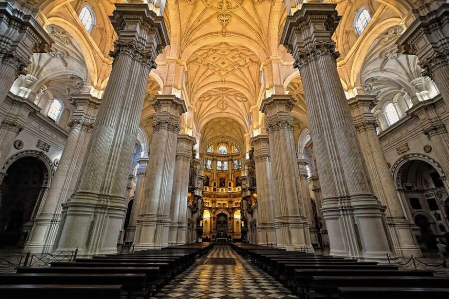 Granada: Cathedral & Royal Chapel Skip the Line Tour - Starting at Plaza Isabel la Católica