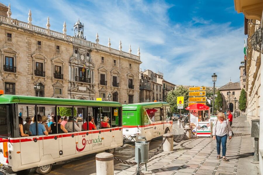 Granada City Train 1 or 2-Day Hop-On Hop-Off Ticket - Mirador de San Cristóbal and Jardines de Zoraya