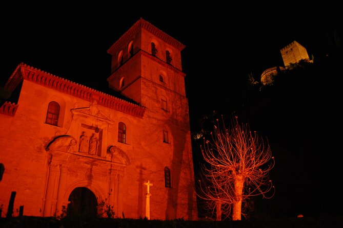Granada: Ciudad oscura. - Language and Organization Matter Here