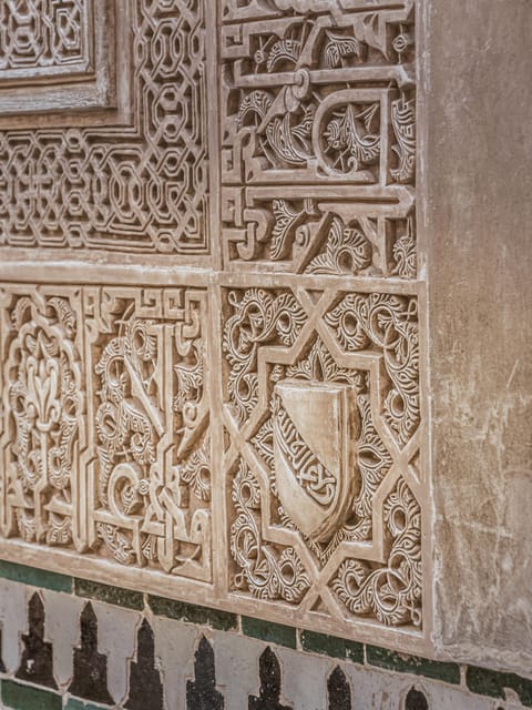 Granada: Combo Alhambra, Albaicín, and Sacromonte Tour - Mirador de San Nicolás and the classic view