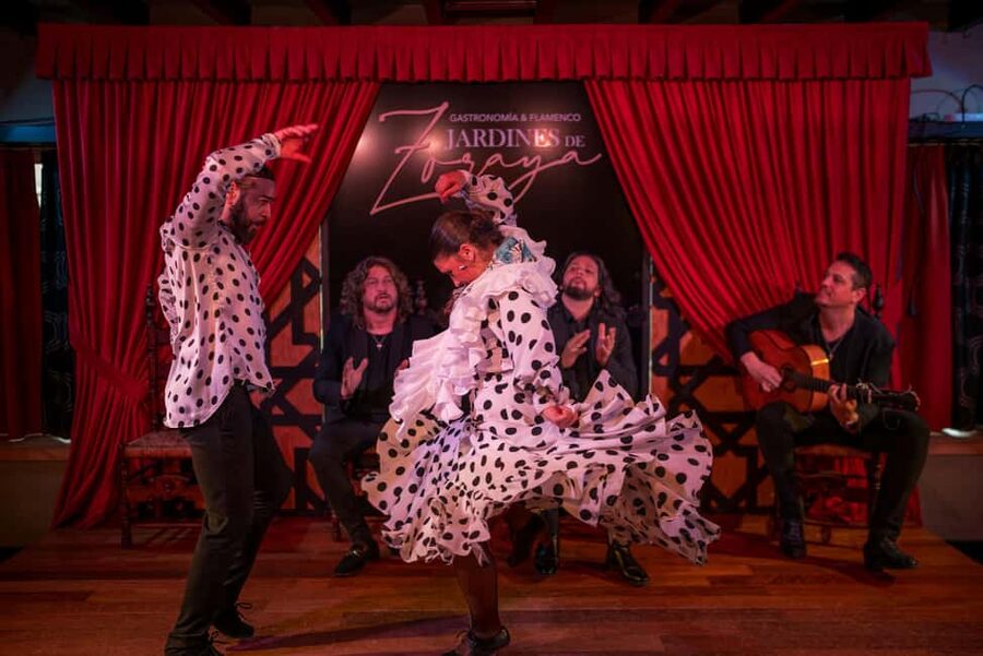 Granada: Flamenco Show in Albaycin - Jardines de Zoraya - Who will enjoy this show most?